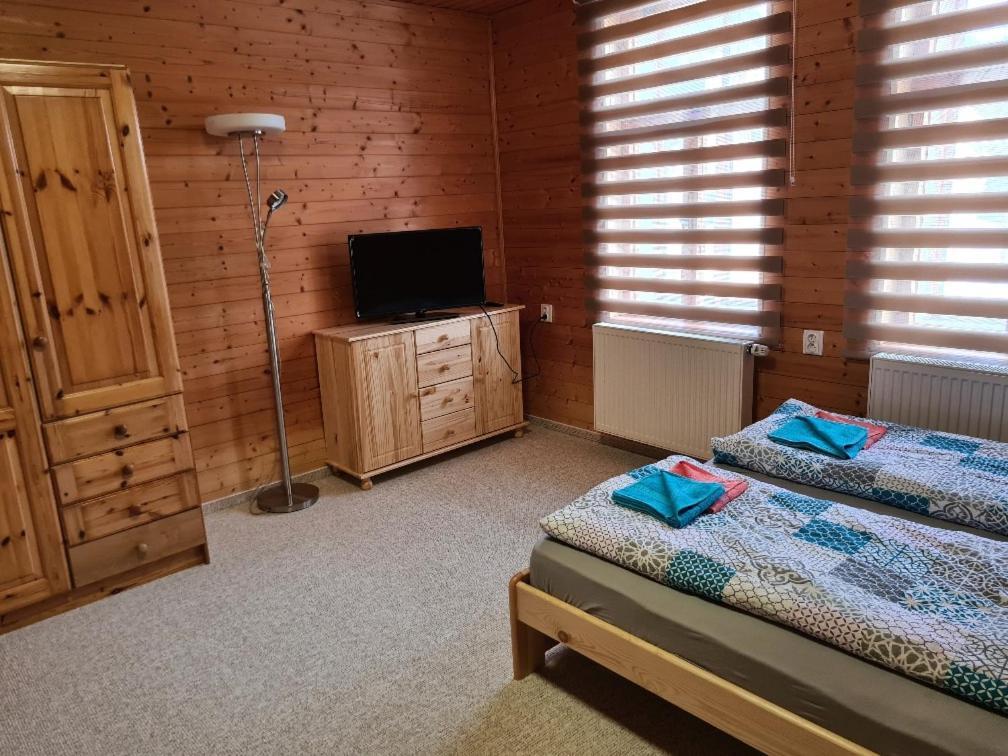 Horsky Penzion U Splavu Josefův Důl Extérieur photo