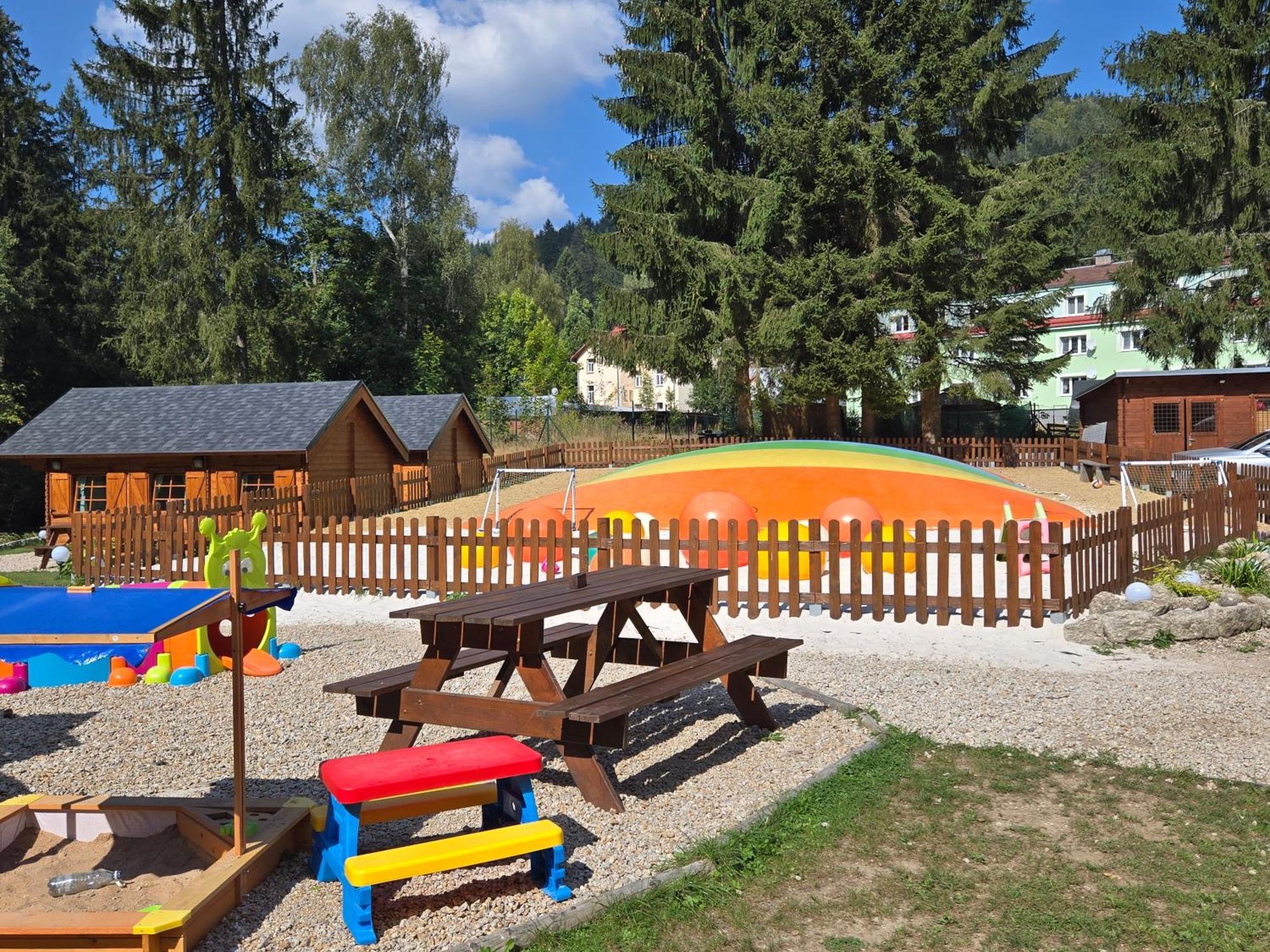 Horsky Penzion U Splavu Josefův Důl Extérieur photo